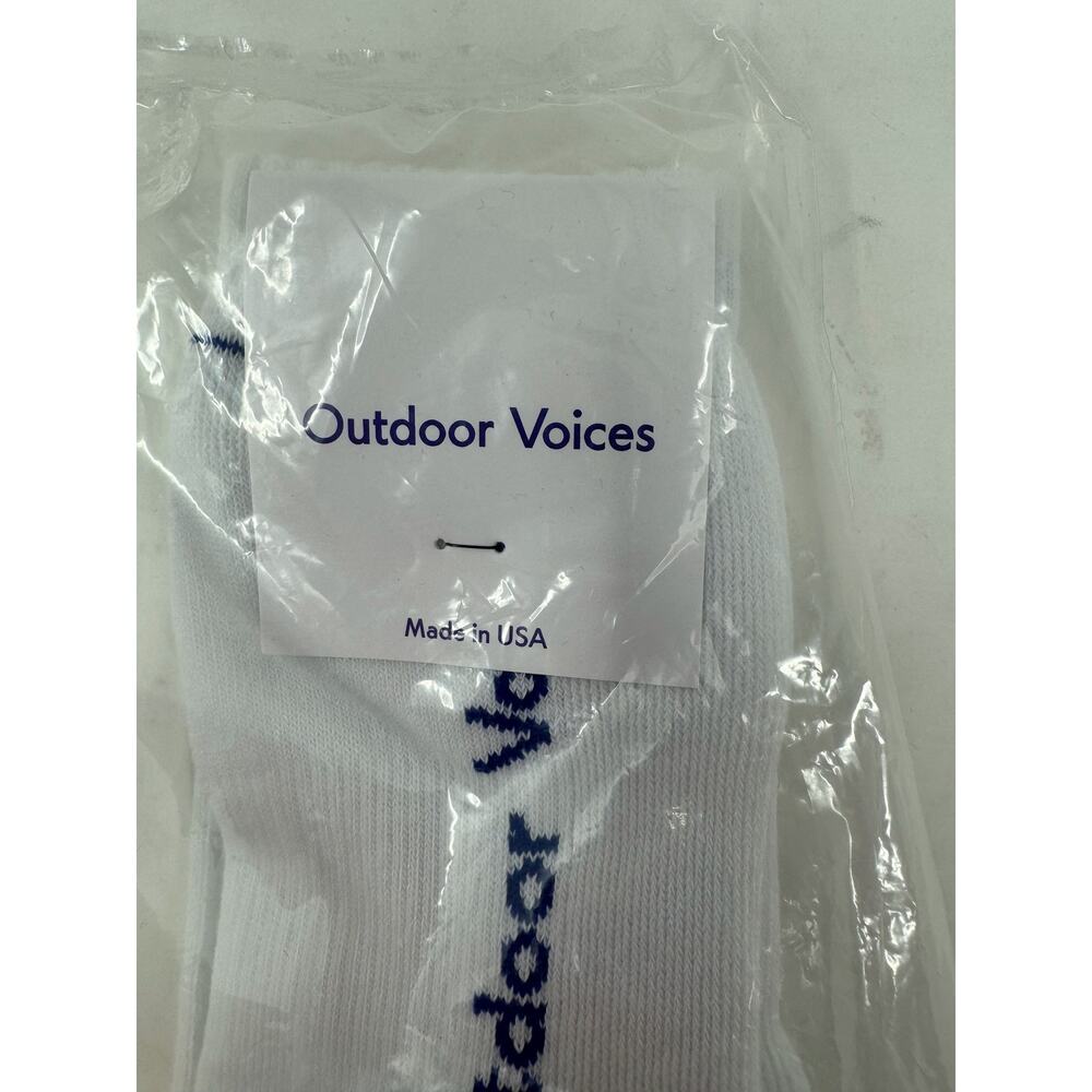 Outdoor Voices Graphic Crew Socks White Ying Yang Size S M Women 7-9.5 Athletic - Picture 9 of 9
